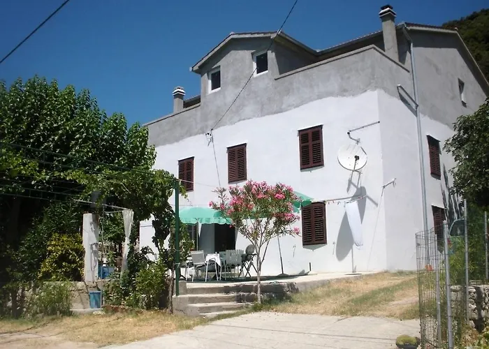 In * Supetarska Draga