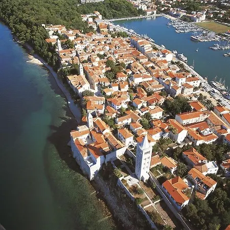In Apartmán Supetarska Draga